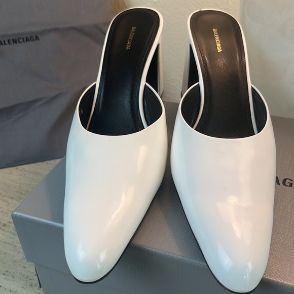 BALENCIAGA 80 MM OPTIC WHITE HEELED MULES, CALF LEATHER, made Italy - Picture 8 of 16